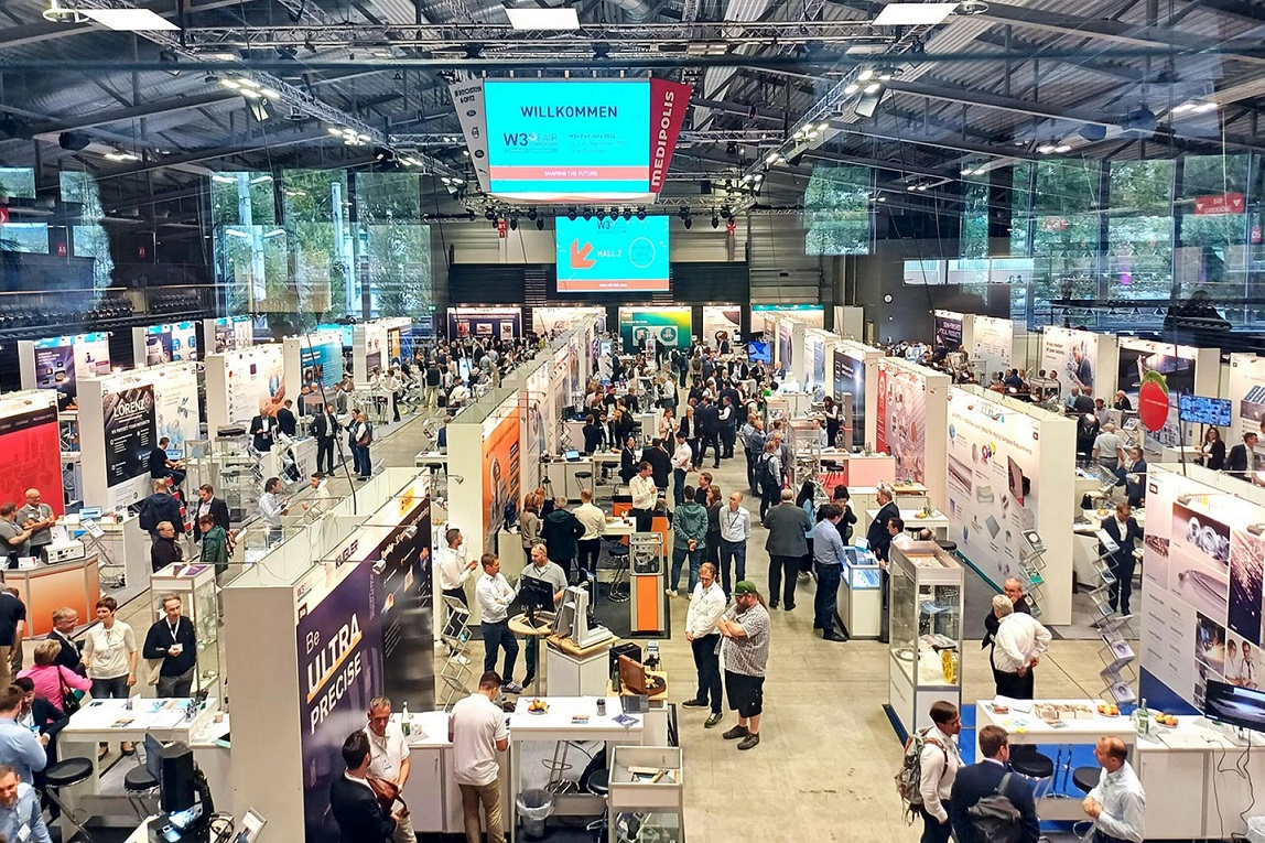 Die Messe W3+ in der Sparkassen-Arena Jena